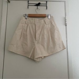BNWT Princess Polly Chanlina Shorts Beige